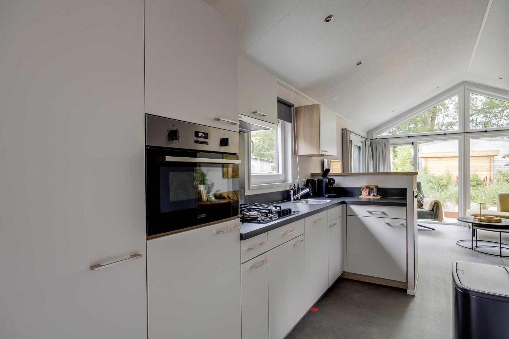 Modern Ingericht Chalet Op Groen Park Op De Veluwe Epe Bagian luar foto