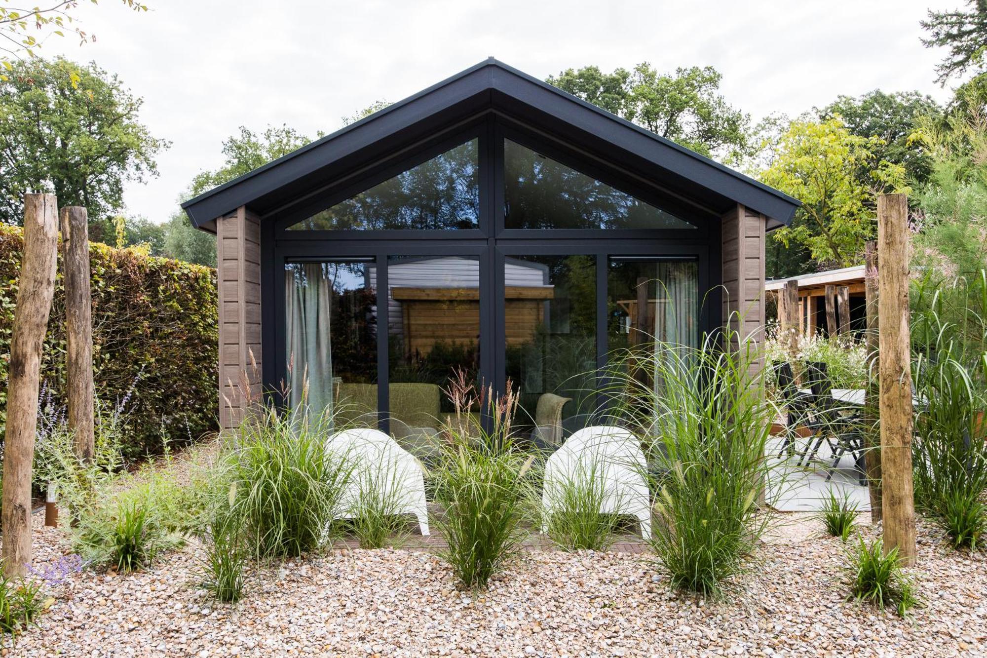 Modern Ingericht Chalet Op Groen Park Op De Veluwe Epe Bagian luar foto