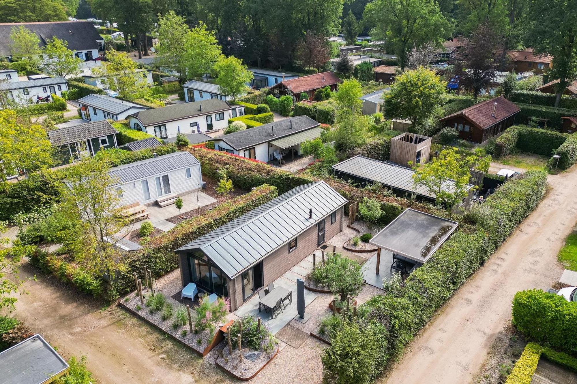 Modern Ingericht Chalet Op Groen Park Op De Veluwe Epe Bagian luar foto