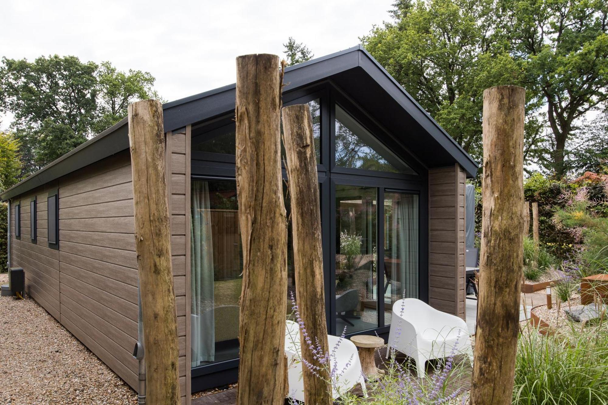 Modern Ingericht Chalet Op Groen Park Op De Veluwe Epe Bagian luar foto
