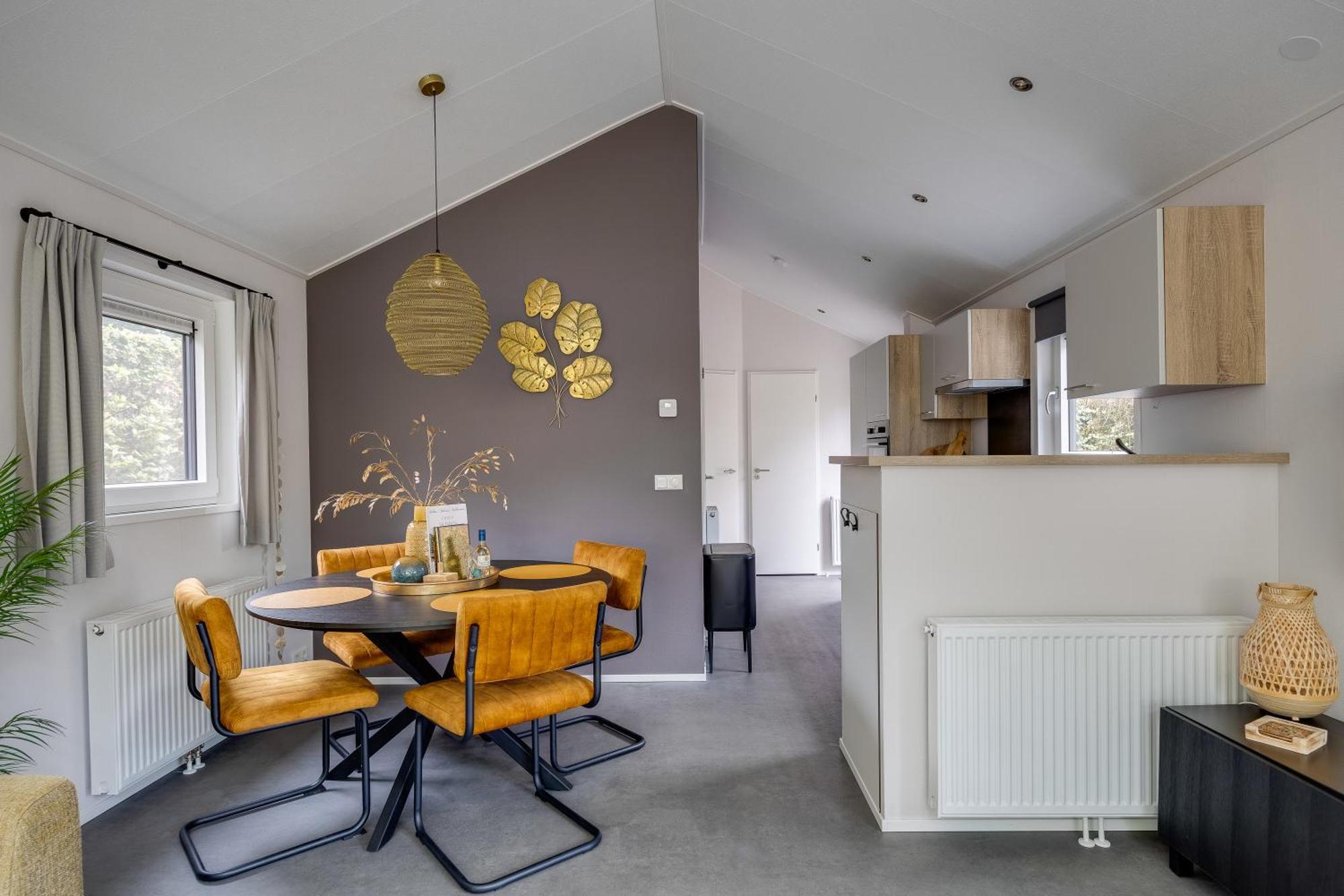 Modern Ingericht Chalet Op Groen Park Op De Veluwe Epe Bagian luar foto